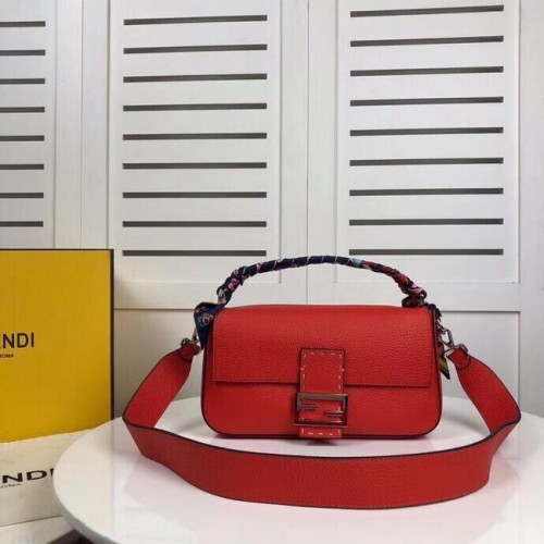 Fendi sac BAGUETTE en cuir F2466 rouge