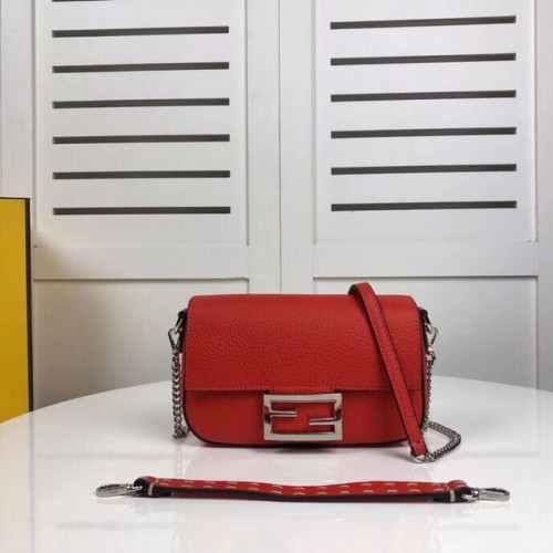 Fendi sac BAGUETTE en cuir F2467 rouge