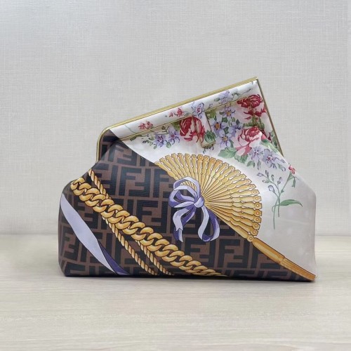 Fendi First Medium Fendace Sac en soie imprimé blanc 8BP127A marron