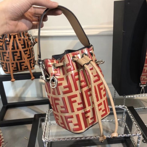 Fendi KAN I LOGO Sac à main F0835 rouge