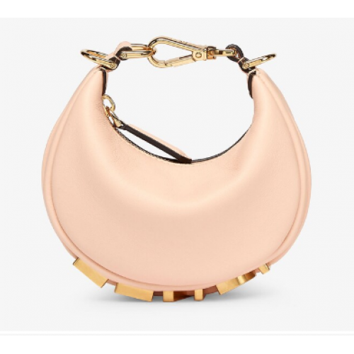 Fendi Nano Fendigraphy Breloque en cuir rose 7AS089A