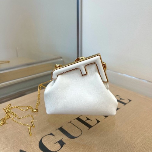 Fendi Original Mini pochette en cuir 56831 Blanc
