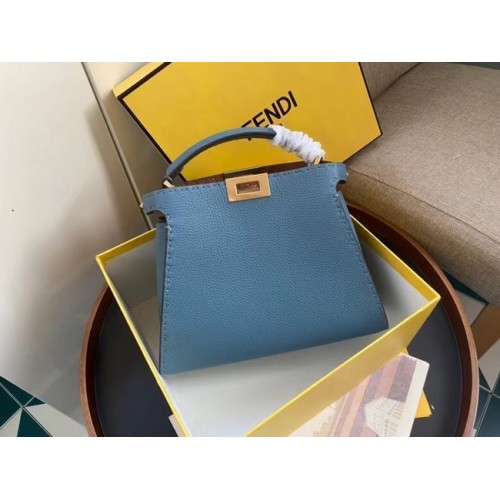 Fendi PEEKABOO ISEEU MEDIUM sac en cuir 70192 bleu