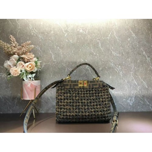 Fendi PEEKABOO ISEEU Weave Sac F6363 marron