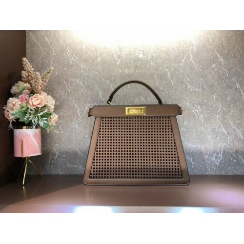Fendi Peekaboo ISeeU sac en cuir perforé F1658 Café