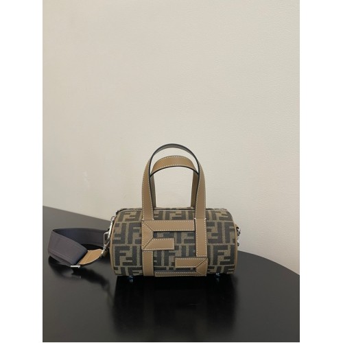 Fendi Petit sac Boston en tissu tapisserie gris tourterelle 8BS5567A