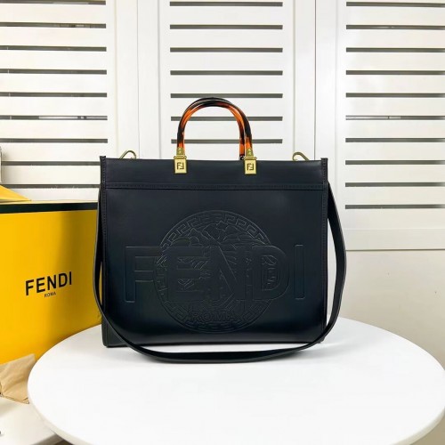 Fendi Sunshine Medium Fendace Imprimé cuir noir Logo shopper F0873 noir