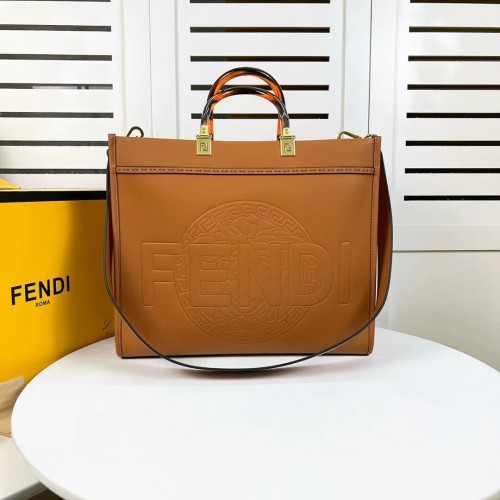Fendi Sunshine Medium Fendace Imprimé cuir noir Logo shopper F0873 marron
