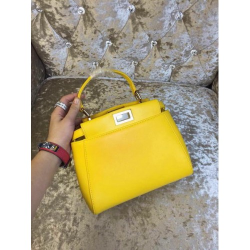 Fendi mini Peekaboo Bag Cuir de veau 30320 Jaune