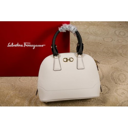 Ferragamo Sac fourre-tout moyen double Gancio 21E703 Blanc
