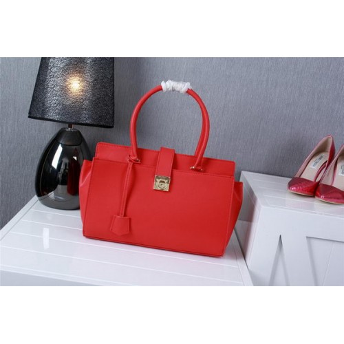 Ferragamo Sac fourre-tout moyen en cuir de veau 1129 Rouge