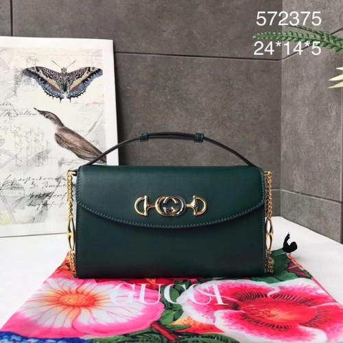 GUCCI Zumi petit sac à bandoulière en cuir 572375 Vert foncé