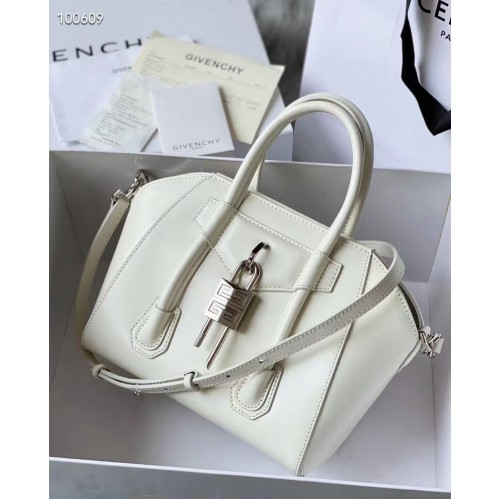 Givenchy Grained Original Calfskin Petit Sac Antigona BB0512 Blanc