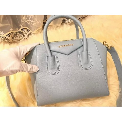 Givenchy Mini Sac Antigona Cuir de Chèvre G1900 Bleu Ciel