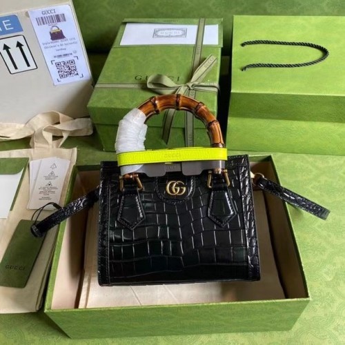 Gucci Diana mini sac fourre-tout crocodile 655661 noir