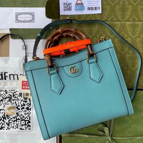 Gucci petit sac fourre-tout Diana 660195 bleu ciel