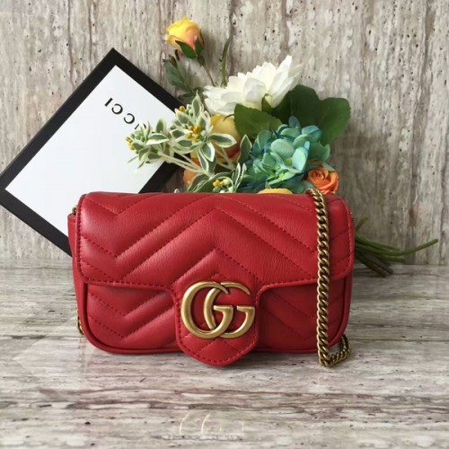 Gucci GG Marmont Velvet Nano Sac à bandoulière 476433A Rouge