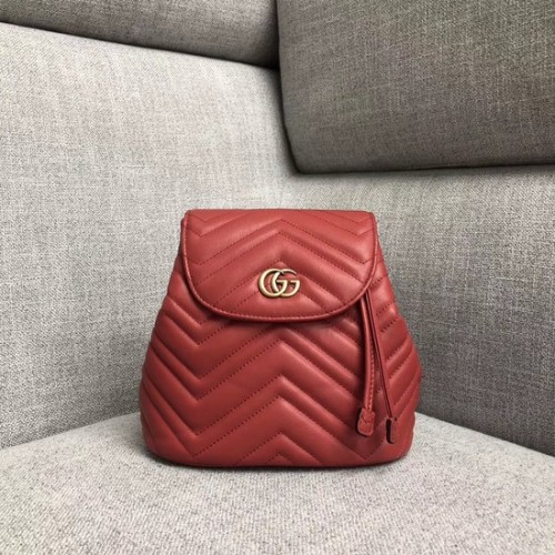 Gucci GG Marmont sac à dos matelassé 528129 rouge