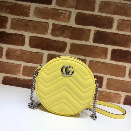 Gucci GG Marmont mini sac à bandoulière rond 550154 Jaune pastel