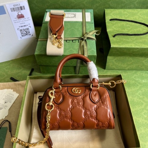 Gucci GG Matelasse sac à main en cuir 702251 Marron clair