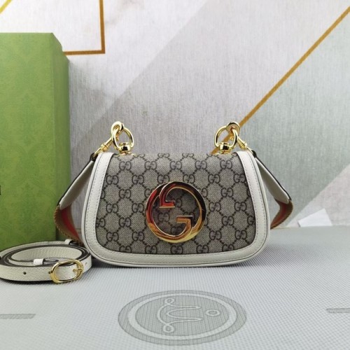 Gucci Mini sac Blondie en toile GG Supreme 698643 Blanc