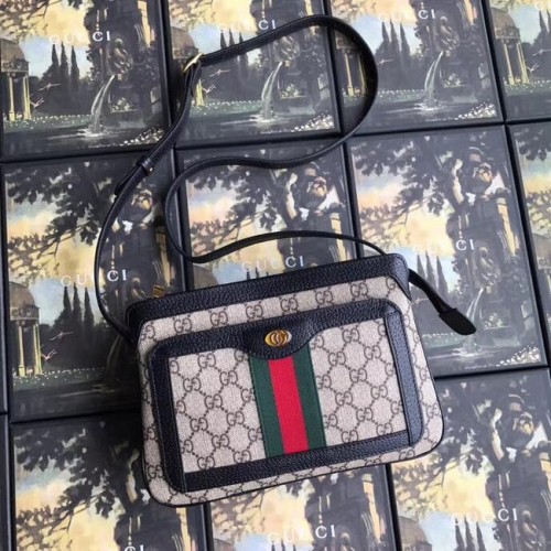 Gucci GG Supreme petit sac à bandoulière 523354 noir