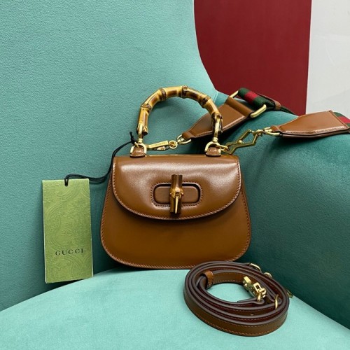 Gucci Mini sac à main avec bambou 686864 marron