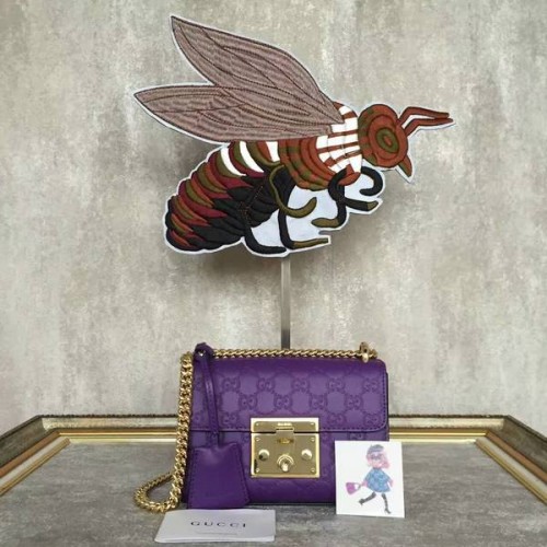 Gucci Padlock Gucci Signature Mini Sac à bandoulière 409487A Violet