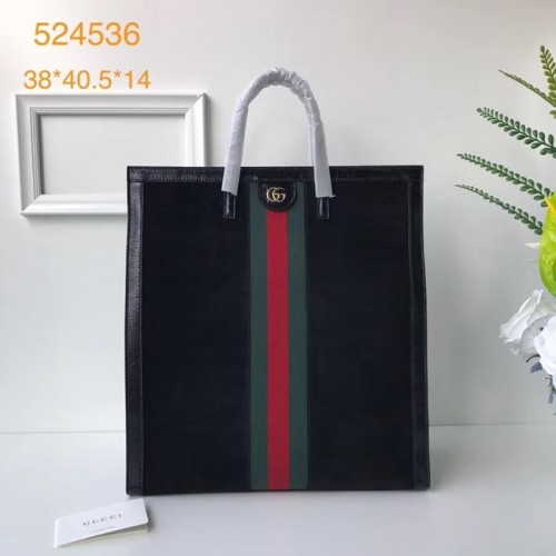 Gucci sac fourre-tout Soft GG Supreme 524536 noir