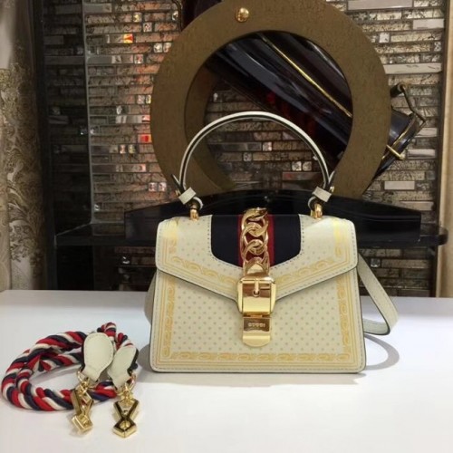 Gucci mini sac Sylvie en cuir 470270 crème