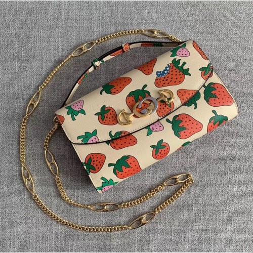 Gucci Zumi sac imprimé fraise 572375