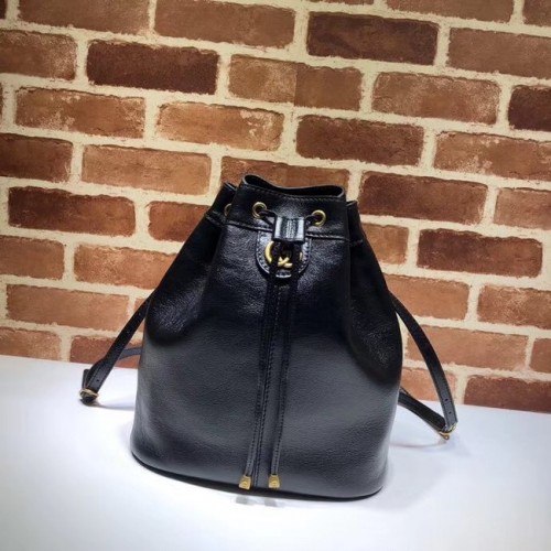 Sac à dos seau moyen Gucci 550189 noir