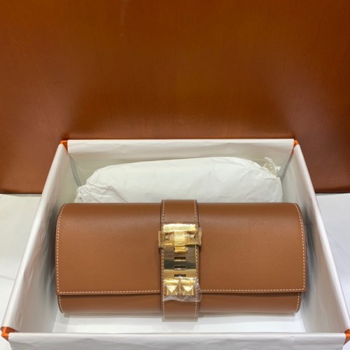 Hermes H Medor Swift Pochette en cuir 37566 matériel marron et or