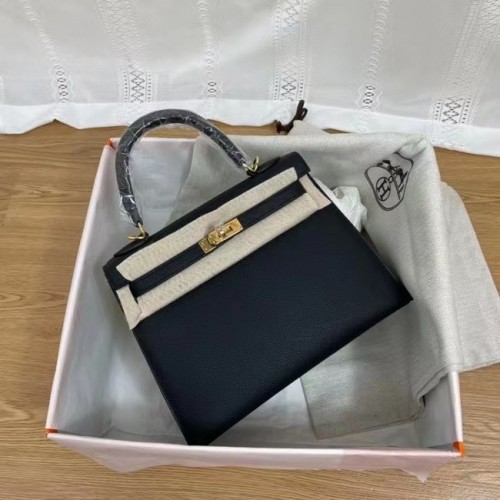 Hermes Kelly 25cm Sacs à bandoulière Epsom KL2755 métal noir et doré