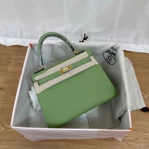 Hermes Kelly 25cm Sacs à bandoulière Epsom KL2755 vert et métal doré