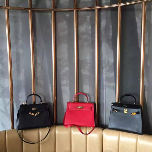 Sac Hermès birkin 32CM quincaillerie dorée H32695