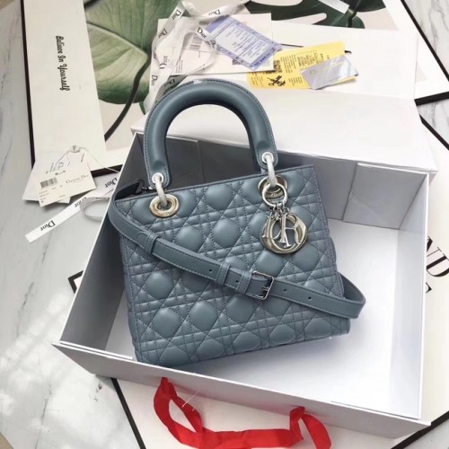 SAC LADY DIOR EN AGNEAU CAL44550 gris bleu