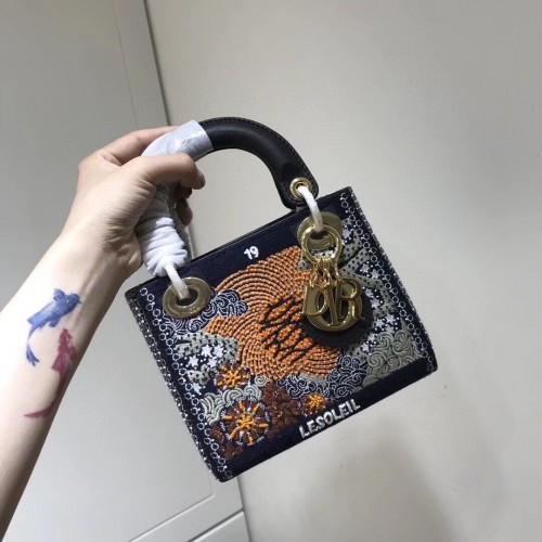 LADY DIOR cuir bovin brodé AD0168-4