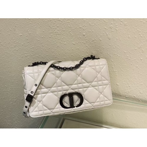 GRAND SAC DIOR CARO Agneau Cannage Dégradé M9243E blanc
