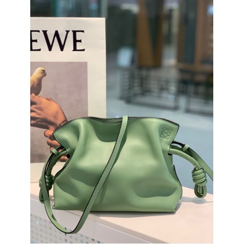 Loewe Lucky Sacs Cuir LE0556 vert