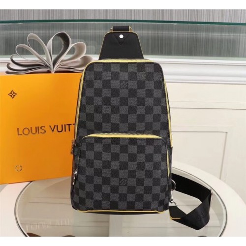 Louis Vuitton SAC À BANDOULIÈRE AVENUE N42424