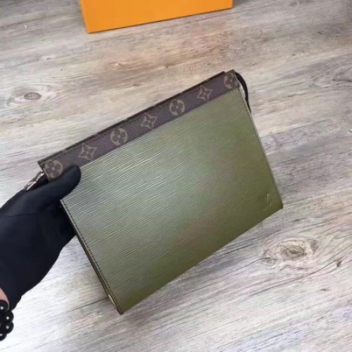 Louis Vuitton Cuir Epi POCHETTE VOYAGE MM M67736 Vert
