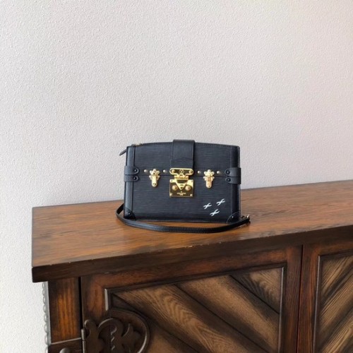 Louis Vuitton Pochette de coffre en cuir Epi M51697 noir