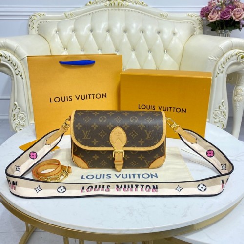 Toile monogramme Louis Vuitton M45985