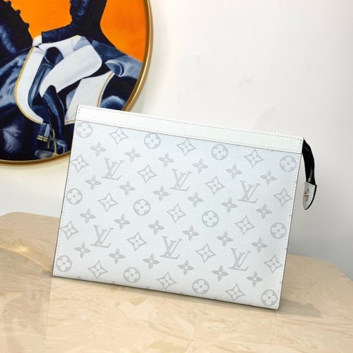 Louis Vuitton Toile Monogram Poche Toilette M30420 blanc