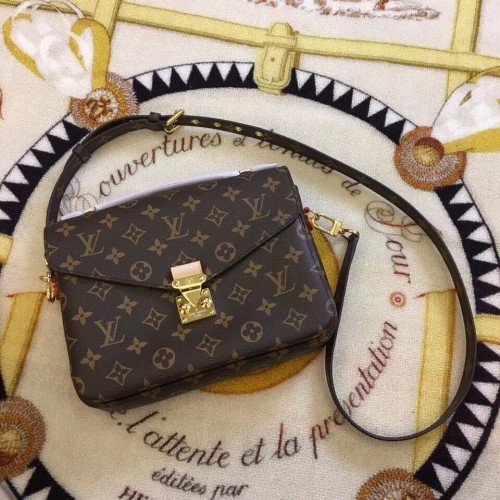 Louis Vuitton Monogram Canvas Pochette Metis Cuir d'origine M40780