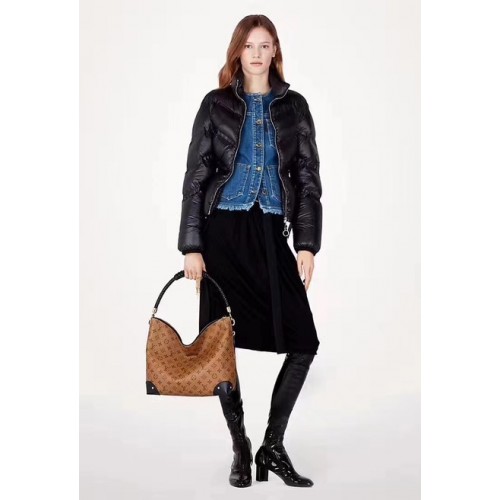 Toile Monogram Louis Vuitton TRIANGLE SOFTY M44130