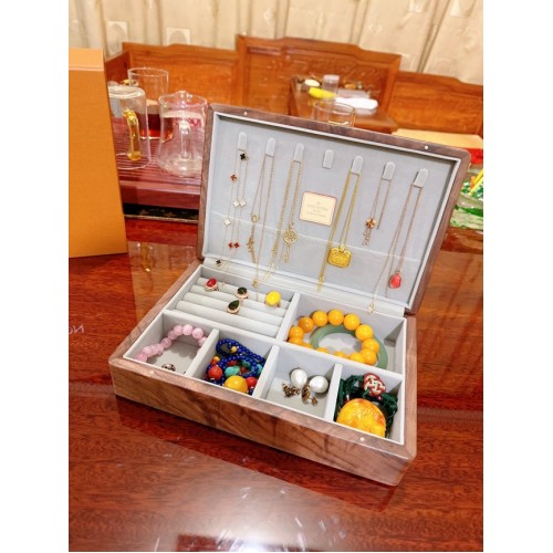 Louis Vuitton NICE COFFRET A BIJOUX M44186