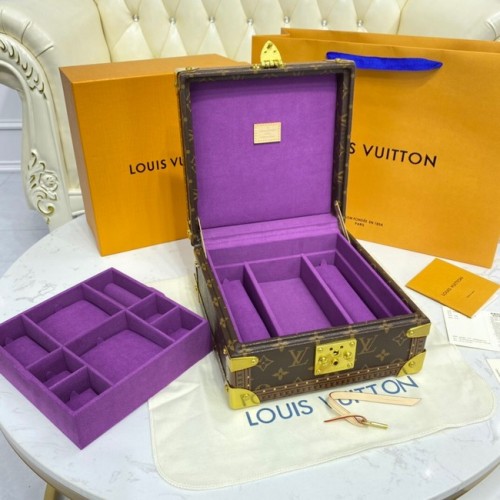 Louis Vuitton NICE COFFRET À BIJOUX M47120 violet