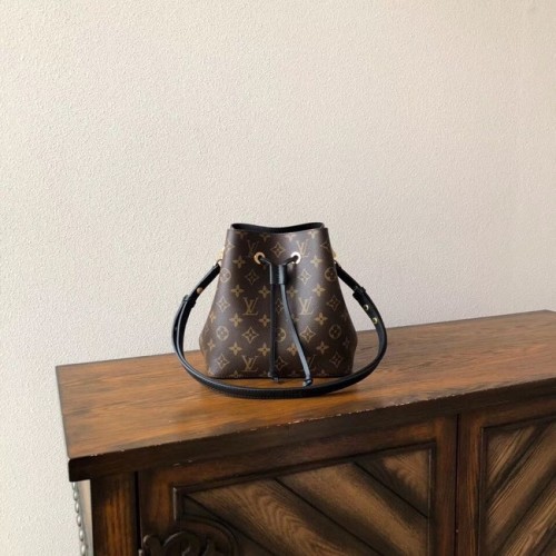 Louis Vuitton Original NEONOE BB M53609 noir